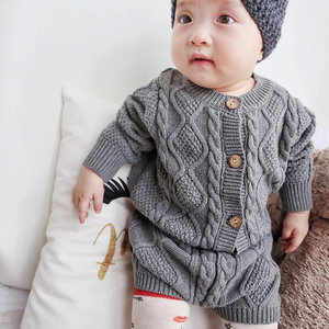 Maglione lavorato a maglia Cardigan + completo Shorts - Product Image 2