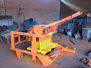 Máquina <span class=keywords><strong>de</strong></span> fabricación <span class=keywords><strong>de</strong></span> ladrillos para pavimentación, bloque <span class=keywords><strong>de</strong></span> <span class=keywords><strong>8</strong></span> agujeros, precios en Ghana, Etiopía, máquina <span class=keywords><strong>de</strong></span> fabricación <span class=keywords><strong>de</strong></span> bloques <span class=keywords><strong>de</strong></span> cubierta neumática - Product Image 4