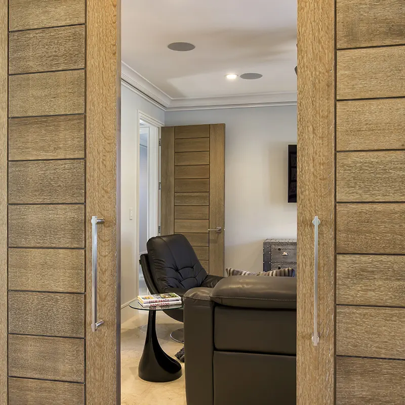 Natural Veneer Wooden Doors for Sophisticated Interiors