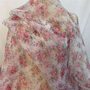 Tessuto in Organza con Stampa Digitale Floreale Rosa, Semi-Trasparente e Leggero per Abiti da Donna, Camicette, Tende, Tovaglie, Vendita all'Ingrosso - Product Image 2