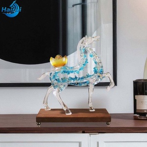 Sculpture de cheval en résine d'agate artificielle, accessoire de décoration pour la maison, le bureau, meuble artisanal pour la maison et le bureau - Product Image 3