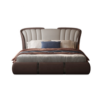 Lit double capitonné de luxe en cuir véritable italien avec dossier haut, style moderne, pour chambre parentale, avec lattes métalliques