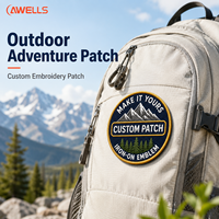Patch brodé personnalisé AWELLS avec texte « Make It Yours », scène forestière et bordure dorée pour vestes, sacs et casquettes d'extérieur
