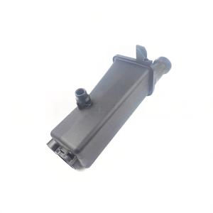 17111436413 थोक कारखाने का नया ऑटो पार्ट इंजन पार्ट-कूलेंट विस्तार टैंक बीएमडब्ल्यू ई-86 के लिए - Product Image 4