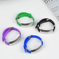 Pulsera deportiva de silicona personalizada de acero inoxidable con circonita, diseño étnico y colorido, ajustable, con barra de identificación curva y cinta de rompecabezas para autismo