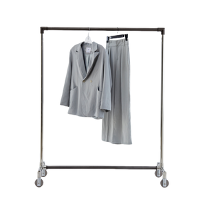 ชั้นวางเสื้อผ้าสำหรับงานหนักในเชิงพาณิชย์ระบบการแสดงชั้นโลหะแบบปรับได้พร้อมฐานกลิ้งสำหรับร้านบูติก/ขายปลีก - Product Image 2