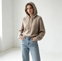 Pull à capuche en tricot côtelé doux pour femme, pull ample à manches longues avec cordon de serrage, pull décontracté chaud pour l'automne et l'hiver