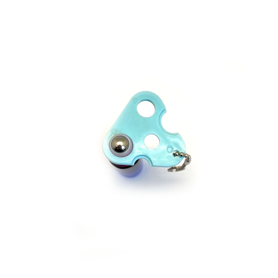 Hot sale ready to ship plastic openers for essential oil bottles key tool