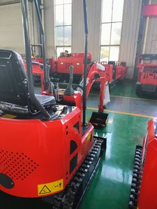 Mini Excavadora China de 1 Tonelada Usada con Motor y Bomba, Sistema Totalmente Hidráulico, Certificación CE - Product Image 3