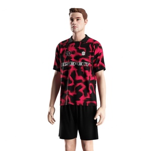 Camiseta de Fútbol de Secado Rápido con Cuello Polo en V, Inserciones de Malla Transpirable y Gráficos Personalizados para Uso en Estadios - Product Image 2
