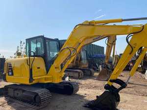 Mini-excavatrice Komatsu Pc56 d'occasion en excellent état, modèle 2022, capacité de la benne de 0,2 m, moteur pour rapport, à vendre - Product Image 4