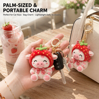 Porte-clés en peluche vache avec chapeau fraise personnalisé ODM, conception de personnage sur mesure, certifié EN71 ASTM pour les cadeaux promotionnels de marque