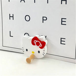 Gancho de Pared Adhesivo Creativo sin Perforaciones, Decoración para el Hogar con Diseño de Animales de Dibujos Animados Pintados a Mano, para Llaves y Mascarillas - Product Image 6