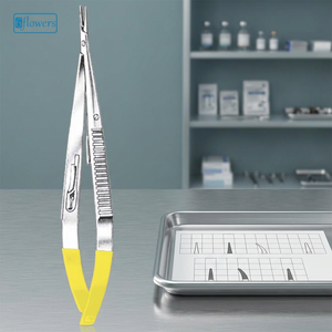Porte-aiguille chirurgical OEM F7-303 2026 avec poignées jaunes pour interventions de précision, instrument de classe I certifié CE - Product Image 3