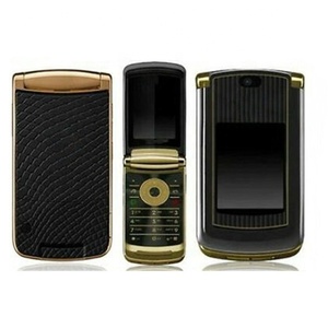 โทรศัพท์มือถือแบบฝาพับ GSM คลาสสิก ราคาถูก ปลดล็อคจากโรงงาน รุ่นหรูหรา <span class=keywords><strong>V8</strong></span> สำหรับ <span class=keywords><strong>Motorola</strong></span> โทรศัพท์มือถือแบบง่ายๆ ลดราคา - Product Image 1