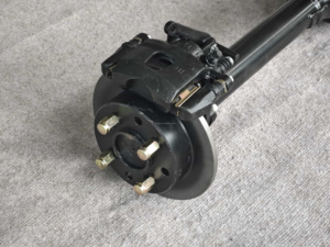 Essieu arrière de moto à trois roues Power <span class=keywords><strong>Booster</strong></span> king Essieu de tricycle différentiel avec freins à disque Système de transmission robuste - Product Image 4