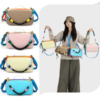 Sac à main urbain en nylon color-block, nouvelle collection 2026, grande capacité, tendance, pour filles, sac de maquillage et de téléphone, bandoulière unique, fermeture éclair