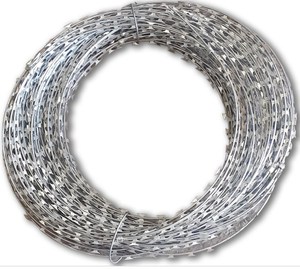 <span class=keywords><strong>Filo</strong></span> di rasoio 250FT, zincato BTO-22 <span class=keywords><strong>filo</strong></span> di rasoio recinzione nastro allungato bobine di <span class=keywords><strong>filo</strong></span> <span class=keywords><strong>spinato</strong></span> per fattoria, recinzione, giardino - Product Image 1