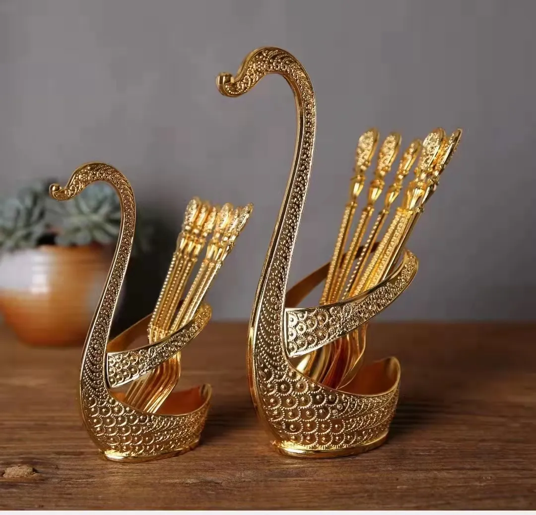 2022 New Design Silver Swan Pattern Kitchen Utensils Zinc Alloy Cygnus Salad Dessert Forks Coffee Spoon Cake Tableware