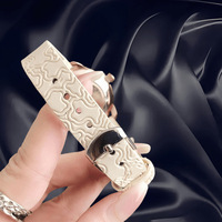 Jam Tangan Wanita Quartz Dial Beruang Klasik Minimalis Fashion Trendy Tahan Air Hadiah Wanita OEM ODM