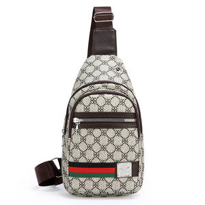 AciLife Bolso de pecho para hombre, color gris oscuro, estampado de PU, con múltiples compartimentos, para viajes de negocios, bolso cruzado de moda - Product Image 5