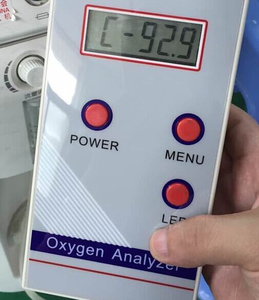 Portable Handheld Digital Air Pure Oxygen Gas Concentration Flow Meter Portable 0-15lpm Oxygen Meter Oxygen Analyzer in Air