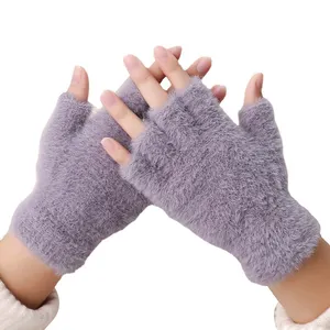 Guanti lavorati a maglia con mezze dita da donna in peluche morbidi e caldi a buon mercato guanti senza dita per ciclismo invernale