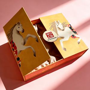 Caja de Embalaje para Chocolates Navideños con Inserto - Caja de Regalo Festiva para San Valentín, Eid y Año Nuevo (Capacidad para 12-25 Piezas) - Product Image 1