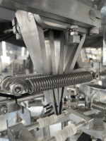 Machine d'emballage rotative automatique pour sachets Doypack avec étiqueteuse et moteur pour sacs en plastique de farine et d'épices