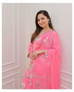 La mayoría de las ventas con hermosos conjuntos de trajes afganos decorados con el mejor trabajo hecho a mano y estampados - Product Image 6