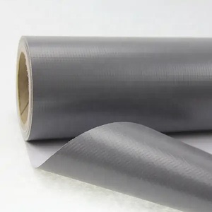 Rollo de Lona Flexible Retroiluminada MASIGNS Gris Brillante de 300*500D, 18*12, 440gsm, PVC Mate, Papel Flexible Resistente para Pósters - Product Image 2