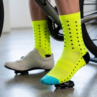 Chaussettes de cyclisme personnalisées en tricot pour cheville, idéales pour le sport, la course, le basketball, anti-transpiration, mi-mollet, pour équipes sportives et de course