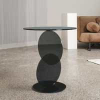 Table basse ronde de petite taille au design moderne et luxueux pour salon et appartement d'hôtel