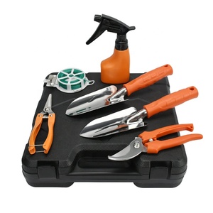 Ensemble d'outils de jardin en acier inoxydable, 9 pièces, avec poignées en plastique, cisailles manuelles, truelle, râteau, cultivateur, pulvérisateur pour l'extérieur - Product Image 1