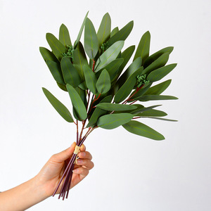 Feuilles d'eucalyptus artificielles Flower Delight, 45 cm, PVC, décoration intérieure, accessoires de mariage - Product Image 4