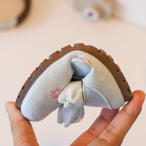 Zapatos de cuero pequeños franceses para niños, novedad de otoño 2025, zapatos de princesa bordados para niñas, zapatos individuales Retro para estudiantes con cabeza redonda - Product Image 3