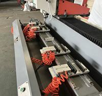 Machine de perçage et de fraisage CNC 8150W 380V, fonctionnement stable pour le perçage et le fraisage de longs profilés en aluminium extrudé