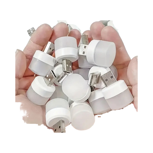 <span class=keywords><strong>Mini</strong></span> thiết kế hiện đại LED ánh sáng ban đêm màu sắc ấm áp ABS Chất liệu USB đèn với hình dạng mặt trăng Plug-in cho ngân hàng điện Sạc Đọc Sách - Product Image 4