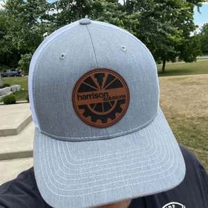 Casquette Trucker Snapback Unisexe Personnalisable avec Logo Gravable au Laser, Respirante, Imperméable, Style Hip Hop Décontracté et Sportif, Dos en Maille, Réglable, Toutes Saisons - Product Image 3