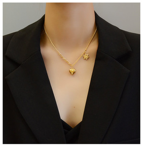 2025 temperamento de moda collar de estrella de cinco puntas colgante de corazón de melocotón collar de acero de titanio - Product Image 5