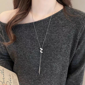 Sweater Chain For Women Geometric U-Shaped Design Claw Setting Daily Wear Fashion Accessory - Product Image 5