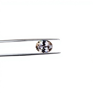 Tanzanite naturelle non chauffée de forme ovale avec une excellente couleur et qualité biologiques, Zoisite Tanzanite naturelle 2,95 carats. - Product Image 1
