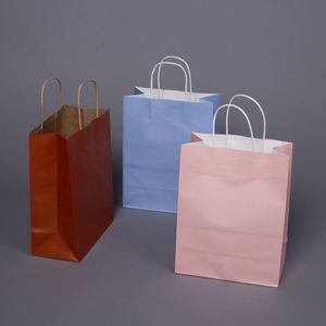 Sacs en papier kraft de luxe en gros, sacs de shopping colorés imperméables et bon marché avec poignée en corde durable, style classique pour les boutiques - Product Image 4