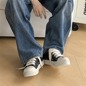 รองเท้าทรงโอเวอร์ไซส์สไตล์ใหม่ปี 2026 น่ารักและน่าเอ็นดูสำหรับผู้ชาย พื้นหนา ดีไซน์แบบทำเก่า รองเท้าผ้าใบผู้ชายแฟชั่น - Product Image 4