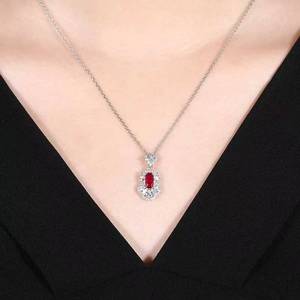 Colgante de oro macizo de 18 quilates con rubí natural de Mozambique, color sangre de paloma, 0.65 ct, con 27 diamantes y 17 zafiros blancos, joyería de lujo. - Product Image 5