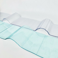 Tôle ondulée en polycarbonate à haute transmission lumineuse, anti-jaunissement, protégée des UV des deux côtés, pour toiture
