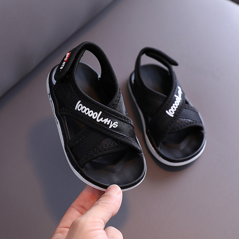 Детские сандалии Новинка 2021 мягкая Нескользящая пляжная обувь для мальчиков летняя модная повседневная обувь с лентой