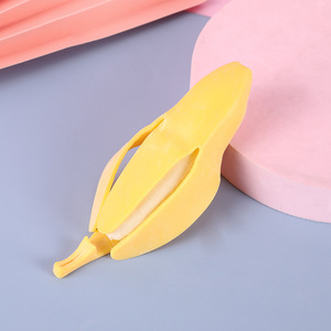 Jouets de relaxation à pétrir en forme de bananes pelées simulées, à rebond lent, outils de décompression, jouets fruits anti-stress en plastique, silicone et TPE, pour les 2 ans et plus - Product Image 3