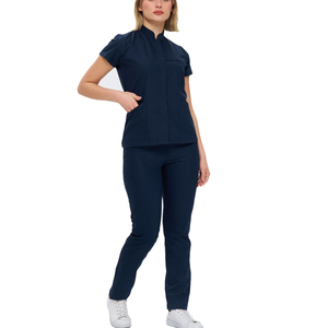 Ensemble de Blouse et Pantalon Médical Essentiel en Coton Tricoté Polyvalent – Taille Universelle, Coupe Confortable, Distribution Mondiale en Gros, Prêt à l'emploi en Vrac - Product Image 1