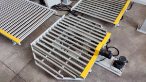 Transportador de rodillos de paleta motorizado de plato giratorio de transferencia automática UCPACK - Product Image 3